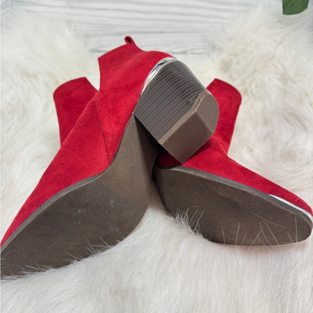 Journee collection Issla red booties 8.5 nwt - Picture 6 of 8